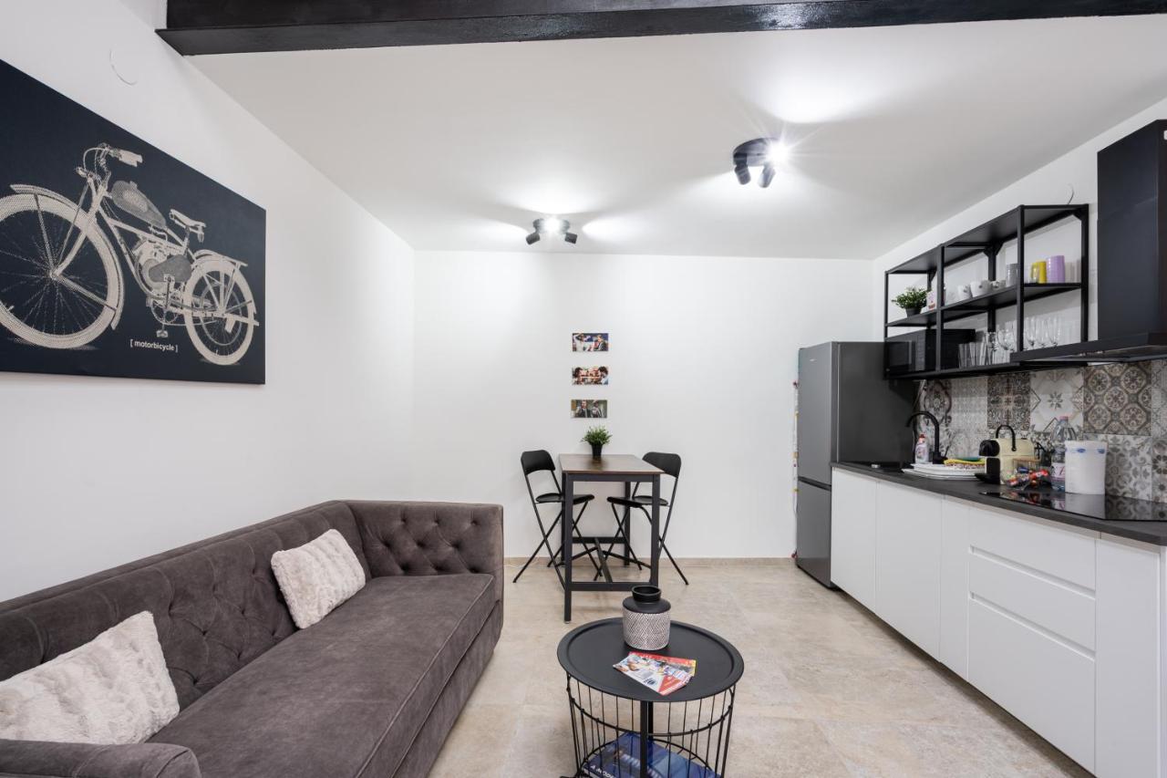 Studio Station With Gallery 布达佩斯 外观 照片